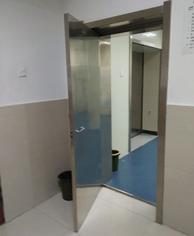 不锈钢平开门.jpg