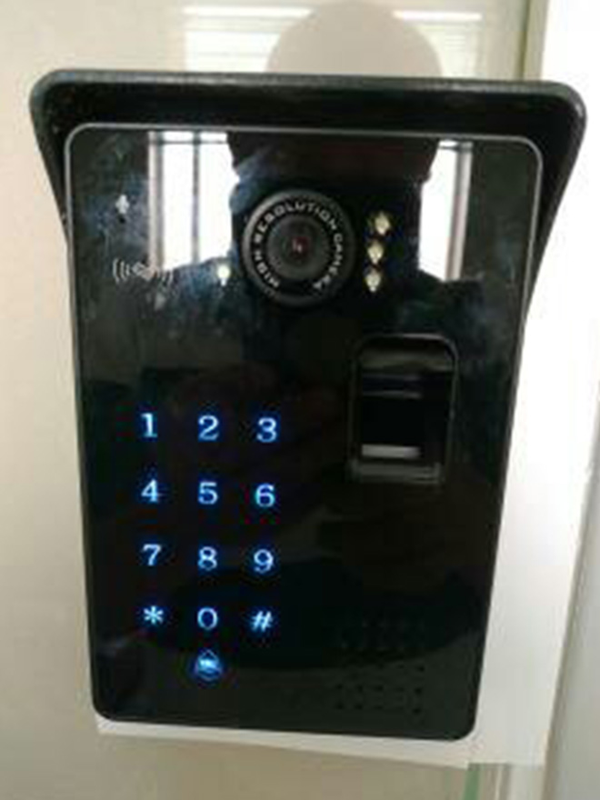 人脸识别密码门禁机